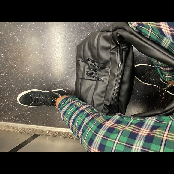 quilted padded cross body bag - Picture 6 of 6